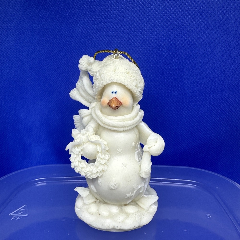 White Resin Snowman Snow Folk Christmas Ornament Holiday Decor Figurine 2003